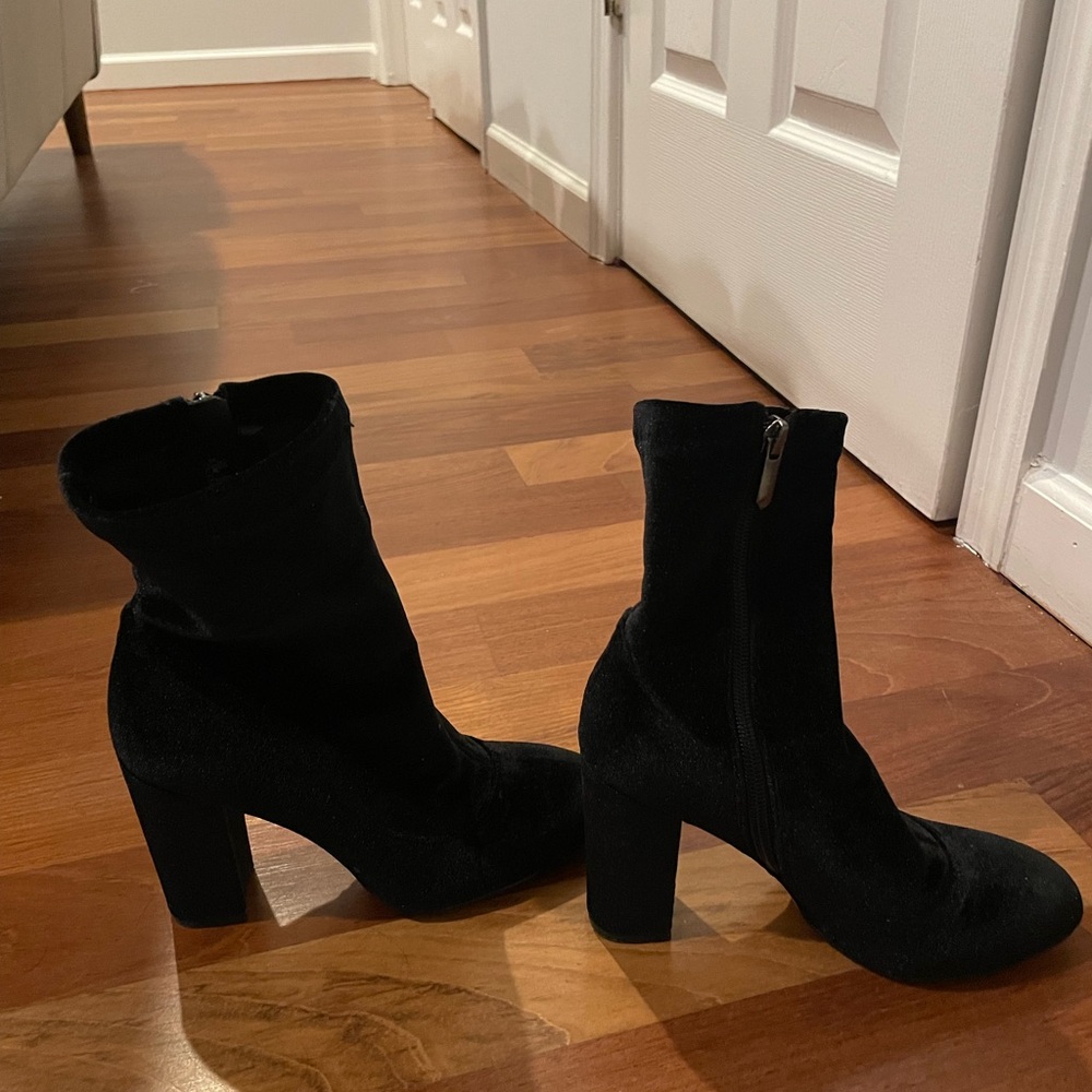 Sam Edelman sock boot - size 5
